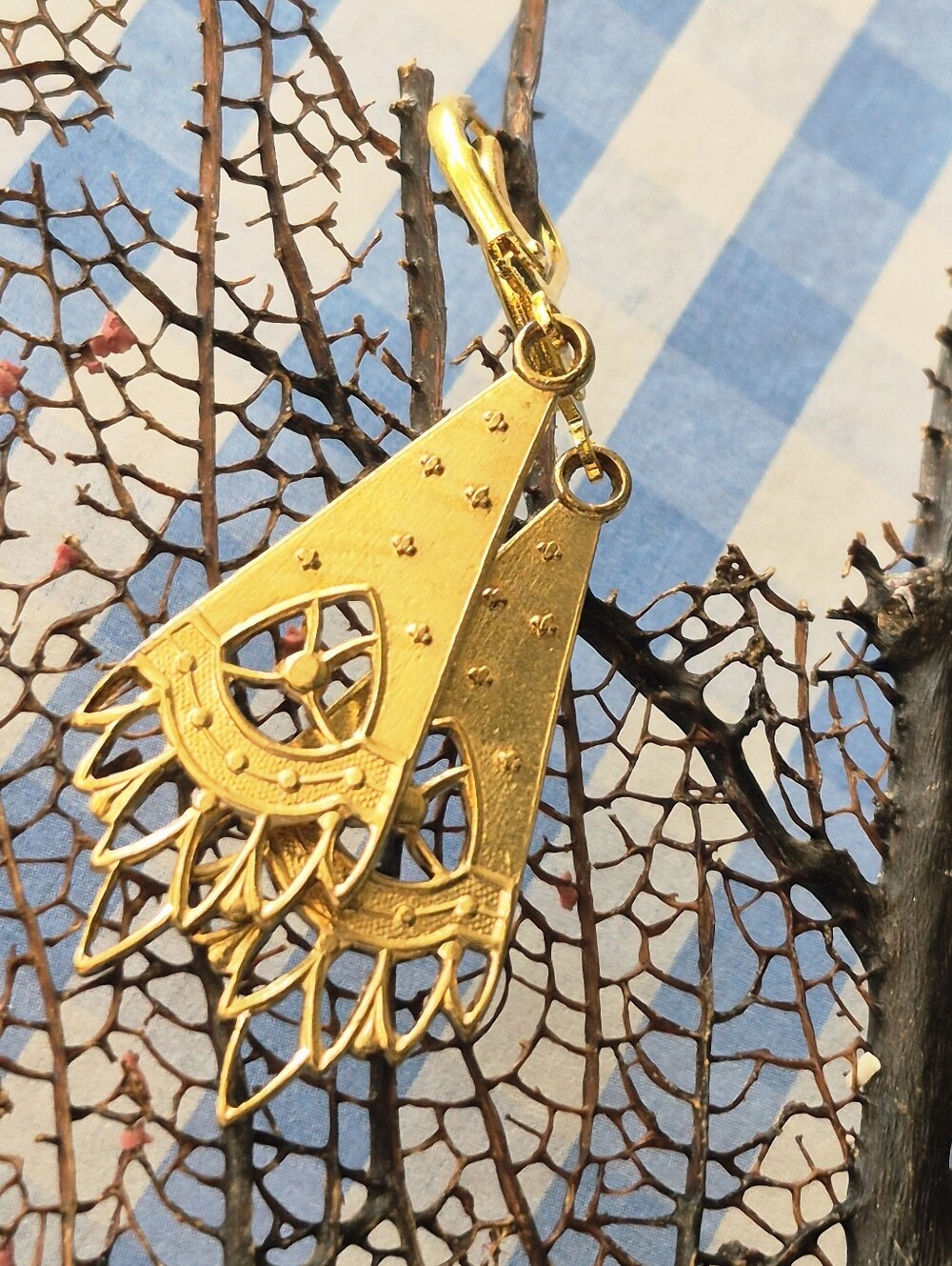 Gold-Tone Fan Drop Earrings - Elegant Women Jewelry